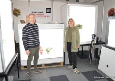Ronald and Brigitta Schaafsma with Magic-box, a professional solution for growers and trade companies (or any other company in need of professional product photography)